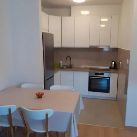 Apartman Paradiso *